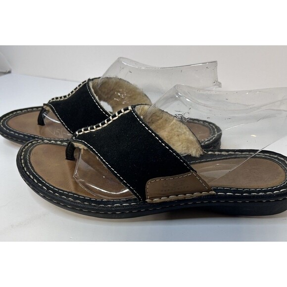 UGG Australia 1610 Women’s Size B Black Suede Thong Slip On Comfort Sandals - Picture 3 of 7